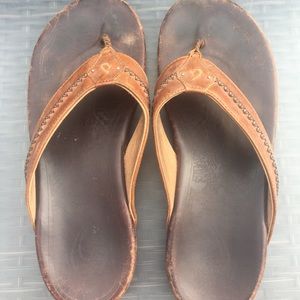 Olukai leather flip flops